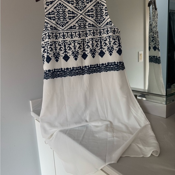 NWT Dark Blue and White Sheath Dress or Beach Cover -Large US - Picture 2 of 8